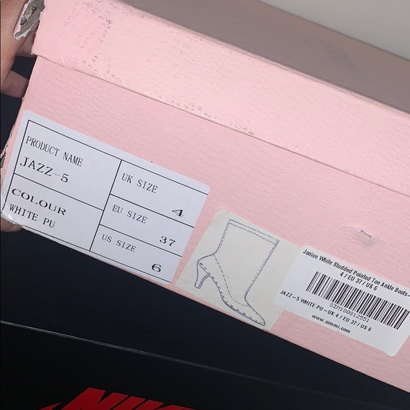 Heel Booties - Picture 4 of 5